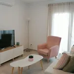 Arco De La Villa,solo Familia Y Parejas,parking Gratuito