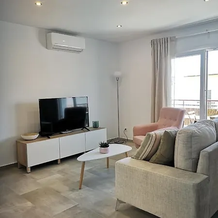 Arco De La Villa,solo Familia Y Parejas,parking Gratuito 公寓 科尼尔-德拉弗龙特拉