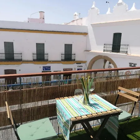 Apartment Arco De La Villa,solo Familia Y Parejas,parking Gratuito *