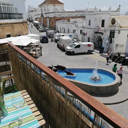 Apartment Arco De La Villa,solo Familia Y Parejas,parking Gratuito