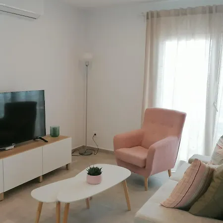 Arco De La Villa,solo Familia Y Parejas,parking Gratuito