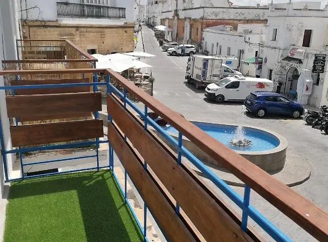 Arco De La Villa,solo Familia Y Parejas,parking Gratuito קוניל דה לה פרונטרה