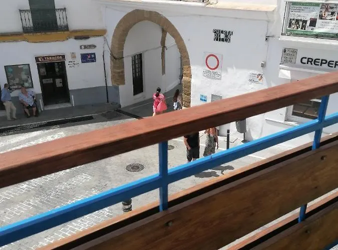 Apartment Arco De La Villa,solo Familia Y Parejas,parking Gratuito *