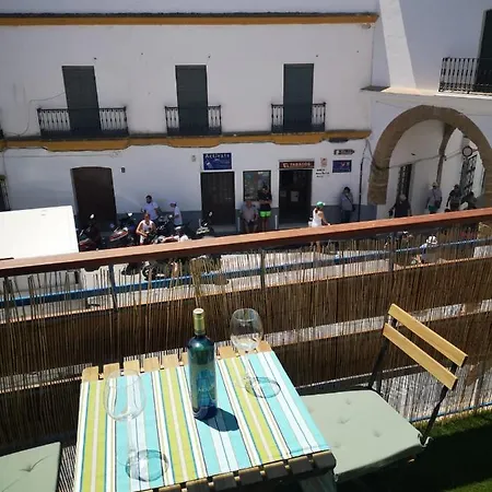 Arco De La Villa,solo Familia Y Parejas,parking Gratuito *